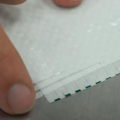 Il blocco pp inferiori cementa i sacchi