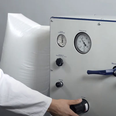 Il blocco pp inferiori cementa i sacchi