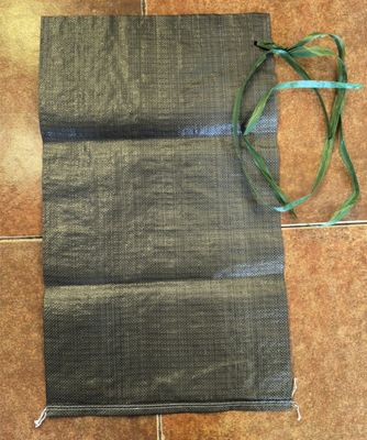 Resistente ai raggi UV 35x66cm 50LB Sacchetti da imballaggio con sabbia Sacchetti di tessuto in PP vuoti Sotto cucito Riciclato